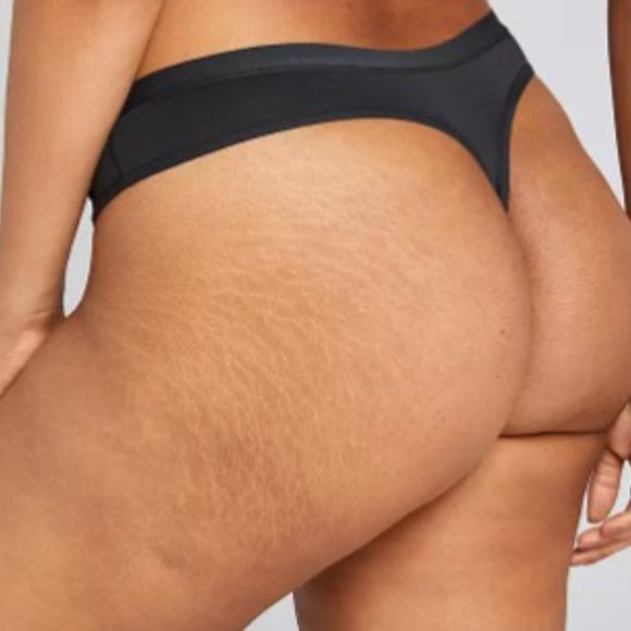 Cacique 24/26 (4X) No-Show Thong Panty - Picture 5 of 5